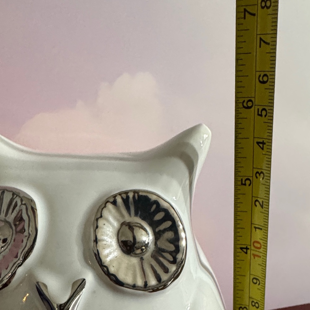 Ceramic Owl Figurine in White and Silver - Picture 2 of 8